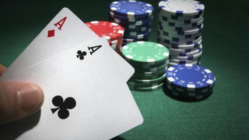 双扣对家信号牌的解读要点
